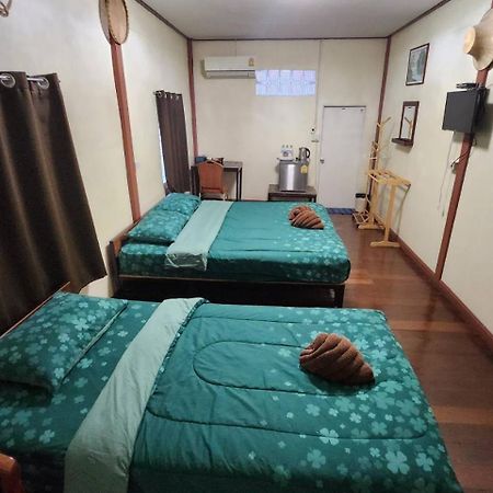 Baan Khun Ya Ayutthaya Ξενοδοχείο Εξωτερικό φωτογραφία